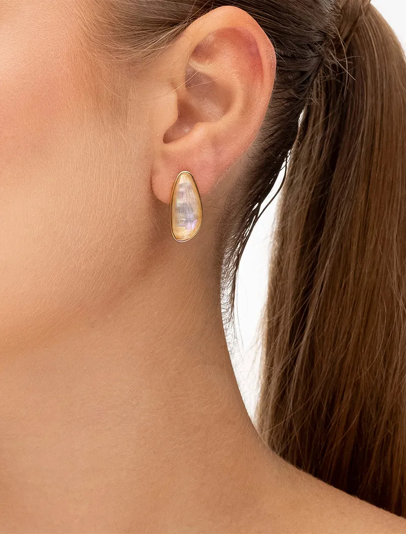 Brinco Gota Facetada Pedra Banho Ouro 18K Nautilus - Image 3