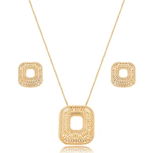 Conjunto Liso Quadrado Vazado Banho Ouro 18K