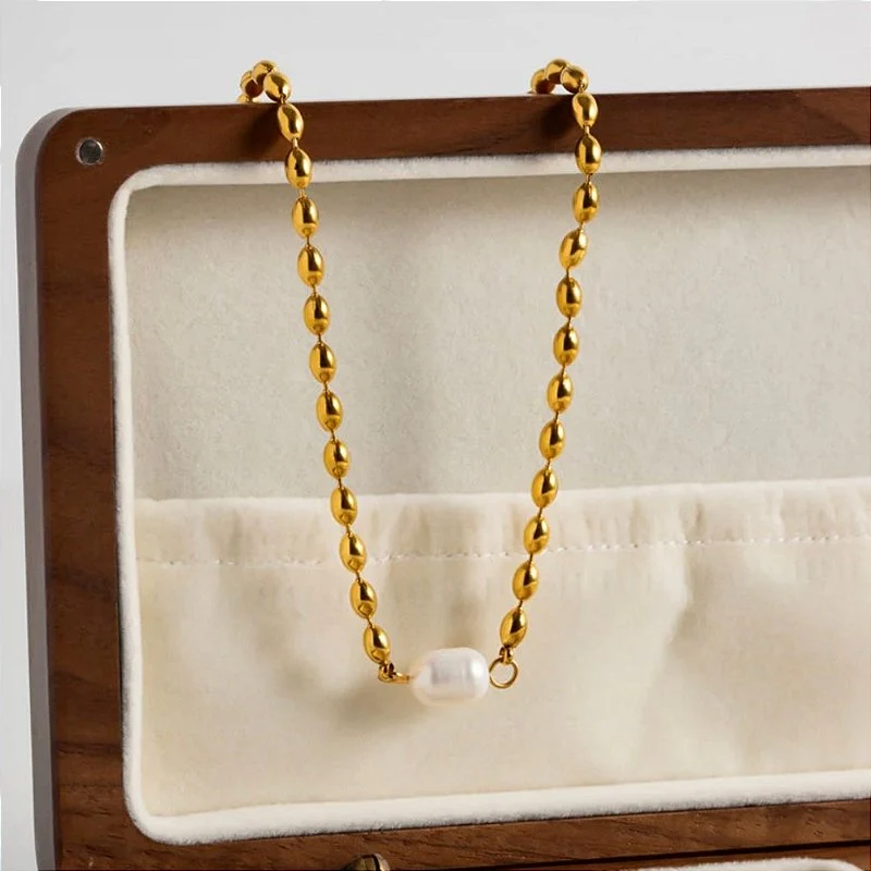 Colar Bolinhas e Pérola Banhado a Ouro 18k - Image 6