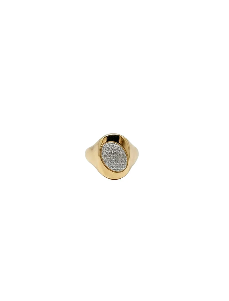 Anel Oval Meio Gota Cravejada Banho Ouro 18K - Image 2