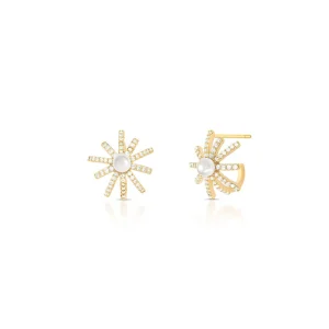 Brinco Fixo Curvo Flor Cravejada Banho Ouro 18K Pérola Shell Zircônia